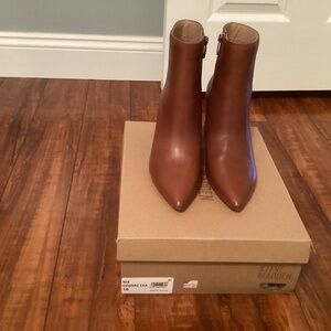 Steve Madden Nix Bootie Cognac